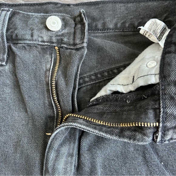 Levi’s Strauss Women’s Black Mini Skirt Size 28 100% Cotton - Picture 2 of 9